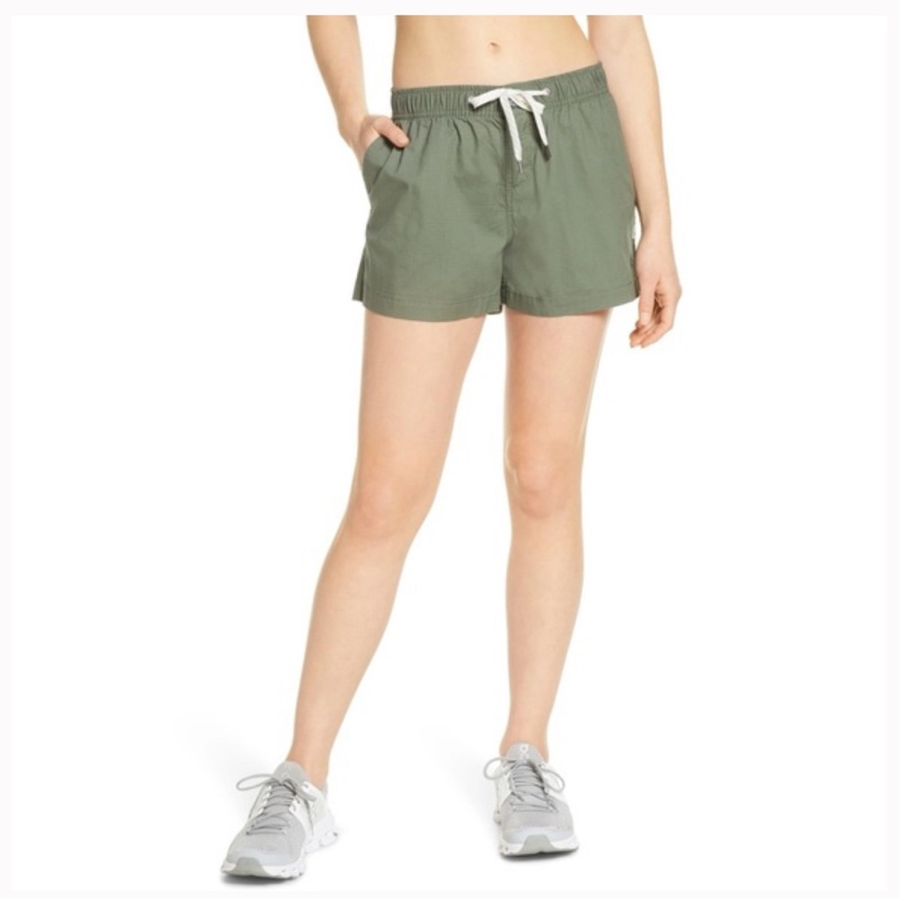 Vuori ripstop shorts army green